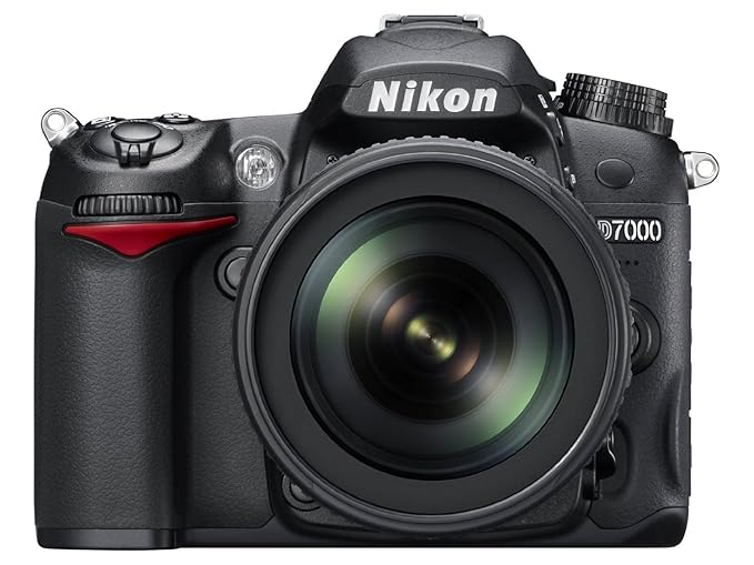 Nikon D7000 16.2MP DX-Format CMOS Digital SLR with 18-105mm f/3.5-5.6 AF-S DX VR ED Nikkor Lens Pre Owned