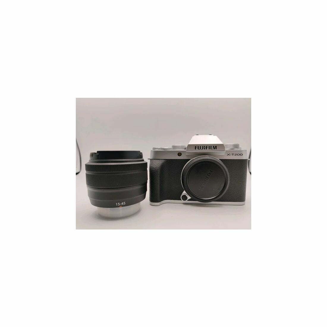 Used Fujifilm X T200 with 15-45 lens - cambuy-lives